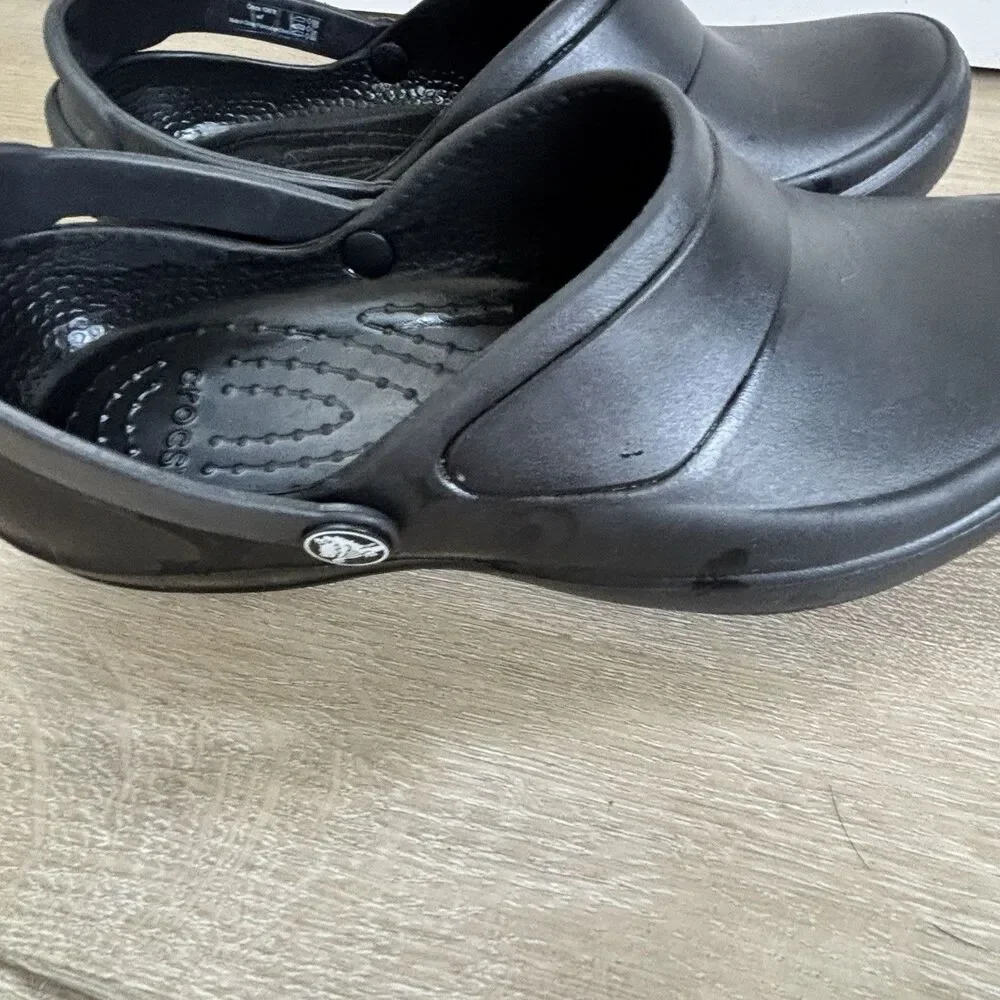 Crocs 10876 Mercy Work Clogs Women Size 7 Black Slip Resistant Nursing Chef Shoe